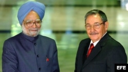 En 2006, el primer ministro indio, Manmohan Singh, estuvo en La Habana para participar en la Cumbre del Movimiento No Alineado.