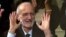 Alan Gross (c), excontratista estadounidense encarcelado en Cuba en 2009 y liberado en diciembre.