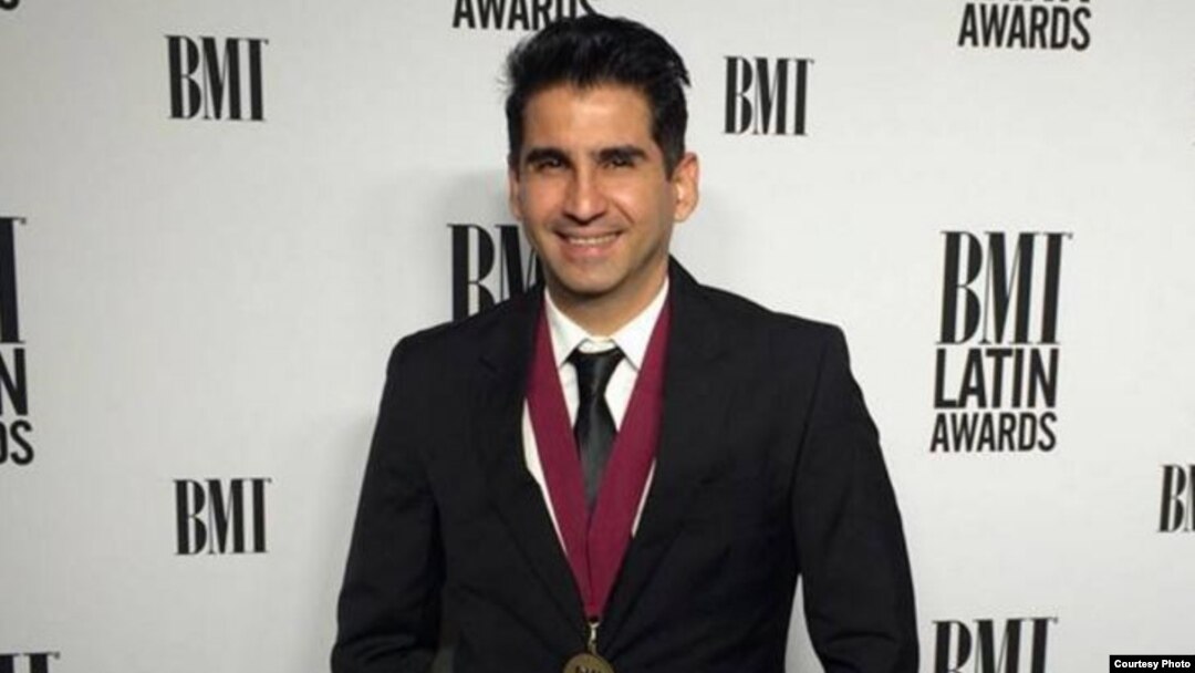 Osmani Espinosa en los Premios Latinos BMI.