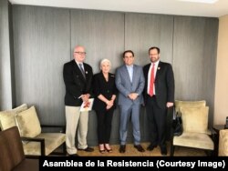De izquierda a derecha: Orlando Gutiérrez Boronat, de la Asamble de la Resitencia, Silvia Iriondo, (Asamblea), Carlos Trujillo, embajador de estados Unidos ante la OEA y René Bolio, de Justicia Cuba.