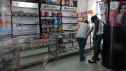 Entrevistas con Mario Echeverria Driggs, Steve Maikel Pardo en Cuba, profesor Elias Amor Bravo en España y Felix Velazquez en Venezuela.