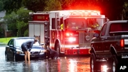 Inundaciones causadas por Debby en Savannah, Georgia, el 5 de agosto de 2024. (AP/Stephen B. Morton).