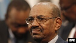 El presidente de Sudán Omar Al Bashir en la Cumbre de la UA en Sudáfrica.