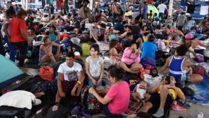 Gracias a Dios por esta caravana y su gente linda dice cubana