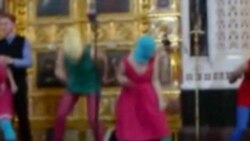 Dejan en libertad a una de las integrantes de Pussy Riot