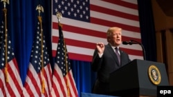 El presidente estadounidense, Donald J. Trump, habla sobre su estrategia de seguridad nacional en Washington DC. 