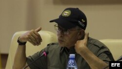  El integrante de las Fuerzas Revolucionarias de Colombia (FARC) Ricardo Téllez habla durante una conferencia de prensa en La Habana (Cuba). 