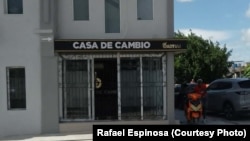 Primera casa de cambio privada en la ciudad de Santa Clara