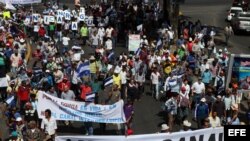 Protesta en Managua por la construcción del canal interoceánico, que está prevista que comience el próximo 22 de diciembre.