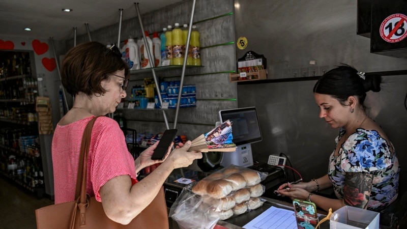 Cubalex: Régimen mantiene control estatal sobre la iniciativa privada en Cuba