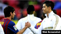 Lionel Messi, Barça (i), y Cristiano Ronaldo, Real Madrid (d).