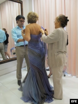 Con una trayectoria de más de 20 años, el cubano Rene Ruiz es un diseñador y empresario textil enamorado de la moda.