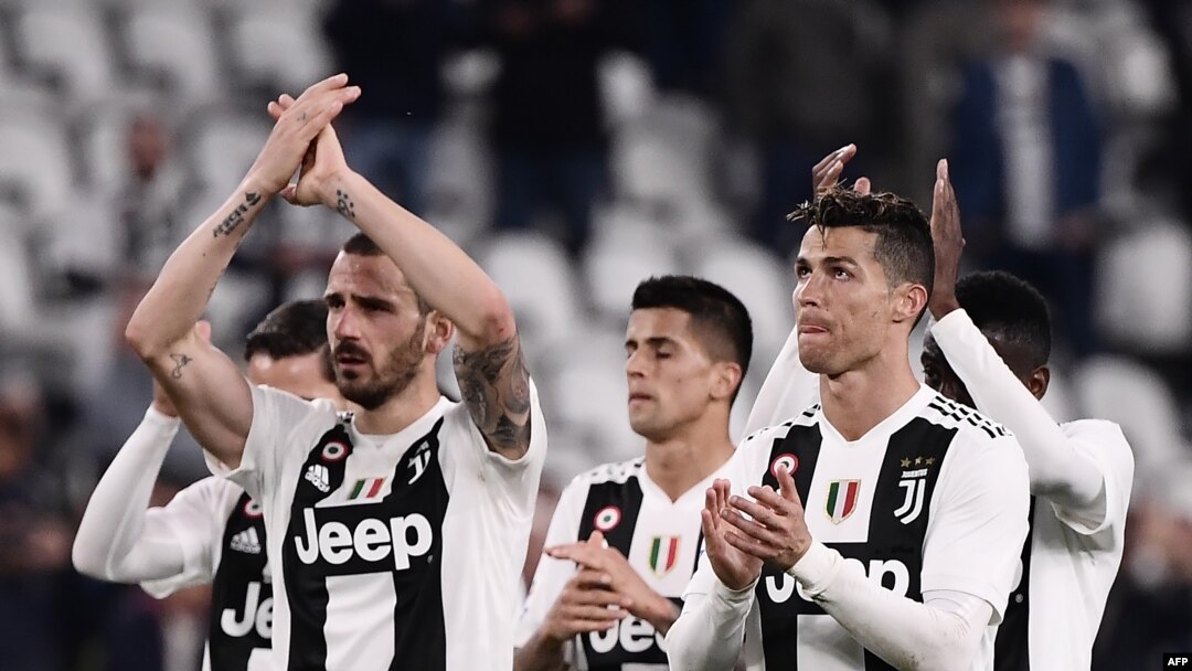  135/5000 El delantero portugués de la Juventus, Cristiano Ronaldo, reacciona al final del partido de fútbol italiano de la Serie A, Juventus vs Torino, el 3 de mayo de 201.