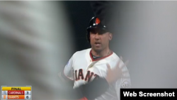 Travis Ishikawa conectó un jonrón que llevó a los Gigantes a la Serie Mundial.