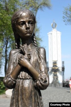 Holodomor en Ucrania, Monumento.
