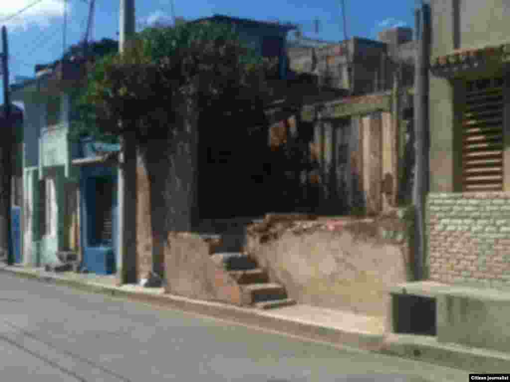 Reporta Cuba Calle Rabí entre Princesa y Santa Rosa Foto LisandraUnpacu
