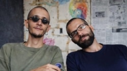 Kamil Zayas Pérez y Ernesto Ricardo Medina, del proyecto audiovisual El4tico.