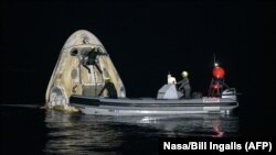 La nave de SpaceX concluye su misión el 2 de mayo de 2021 (AFP/NASA/Bill Ingals).