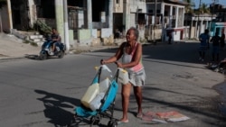 El aumento del precio del agua agrava el impacto económico en las familias de La Habana.