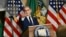 Secretario del Tesoro de EEUU, Scott Bessent, durante la conferencia de prensa este lunes en Washington