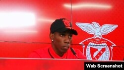 El atleta cubano Pedro Pablo Pichardo, subcampeón mundial de triple salto en 2013 y 2015, fue presentado este miércoles, 26 de abril, por el Benfica. El triplista es uno de los cinco saltadores que ha superado la barrera de los 18 metros en la historia.