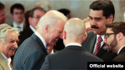 Nicolás Maduro saluda a Joe Biden. Foto AVN.