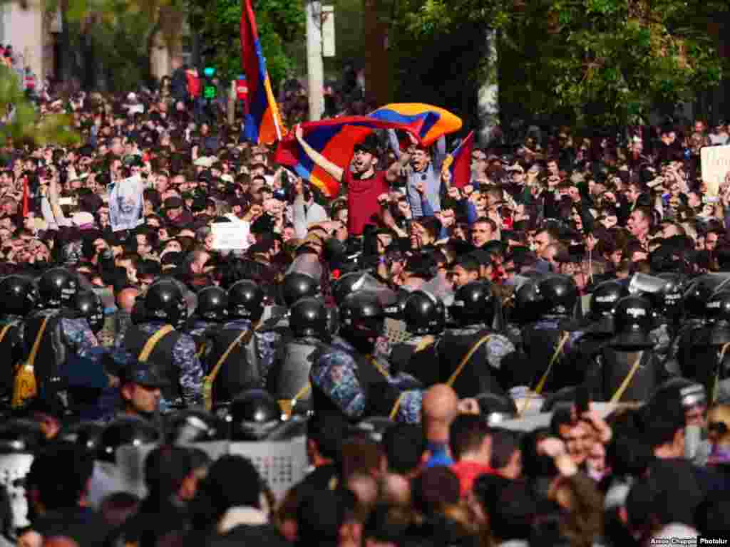 Protesta en Ereván.