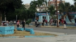 Declaraciones de Lázaro Yuri Valle sobre colas y protestas en La Habana