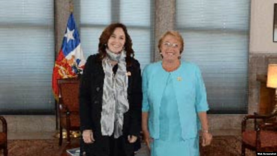 Michelle Bachelet recibe a Mariela Castro