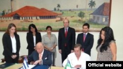 Firma de acuerdo de colaboración entre el CAF y el Banco Central de Cuba