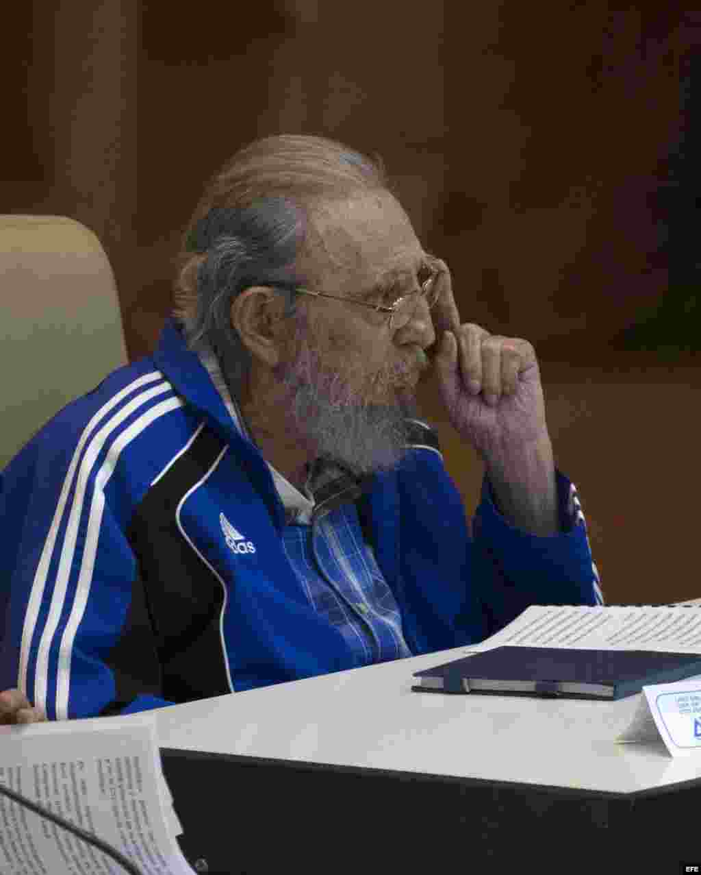Fidel Castro: "A todos nos llegará nuestro turno, pero quedarán las ideas".