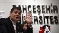 Critican a Rafael Correa por atentar contra la libertad de expresión