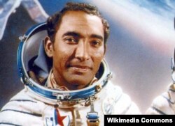 El guantanamero Arnaldo Tamayo Méndez, el primer astronauta de origen cubano.