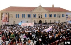 Cristianos libaneses en ceremonia religiosa en Libano. Marzo de 2011