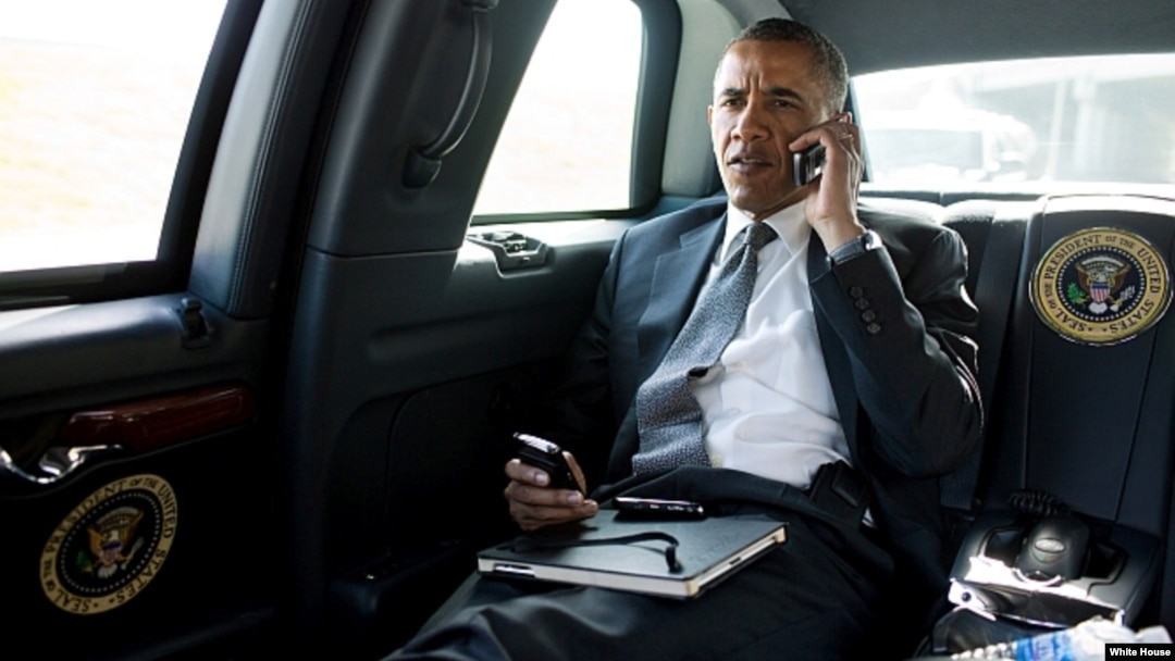 El presidente Obama, en el auto presidencial en Palm Beach, Florida. 