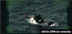 El barco pesquero se encontraba a la deriva a unas 26 millas de Cayo Hueso.