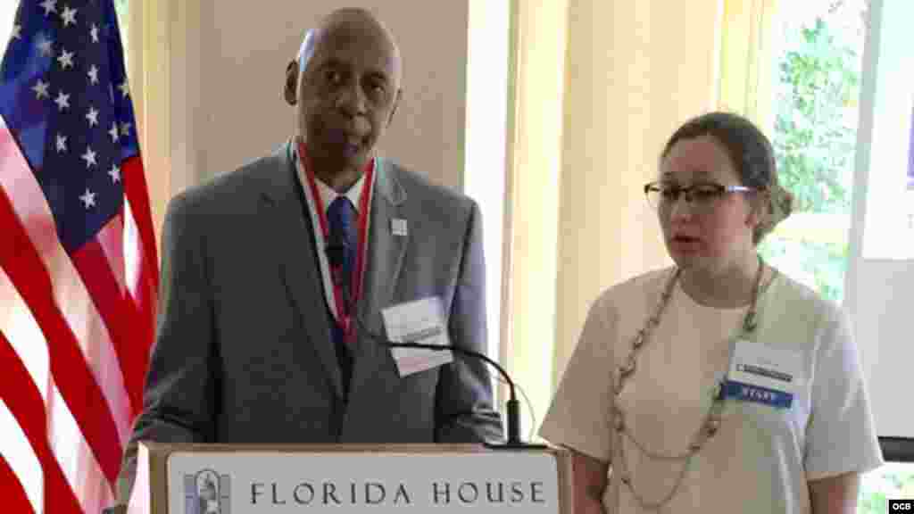 Guillermo Fariñas recibe en Washington la Medalla de la Libertad Truman-Reagan. Foto: Ricardo Quintana