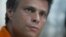 Leopoldo Lopez, dirigente de la oposición venezonala habla durante una rueda de prensa