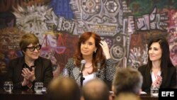 Anuncia Cristina Fernández devolución de piezas arqueológicas a Perú y Ecuador