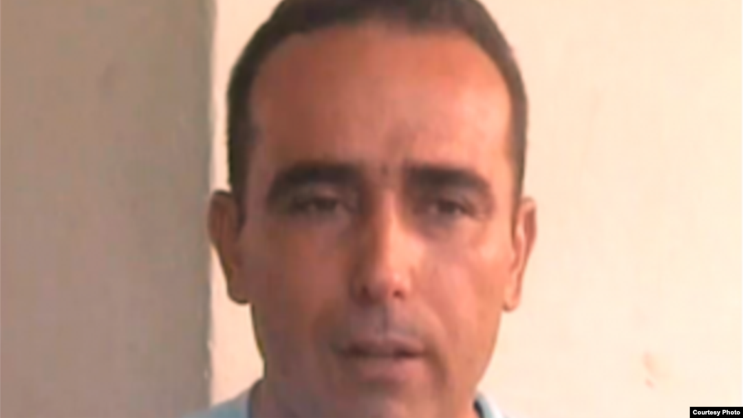 El doctor Eduardo Cardet.