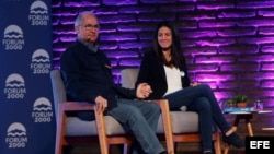 Antonio Ledezma y Rosa María Payá durante el foro sobre "Solidaridad Democrática en América Latina", 4 de mayo de 2018, en Santiago (Chile).