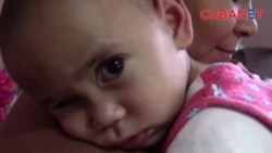 Autoridades cubanas cierran los ojos ante necesidades de familia de bebé con cáncer
