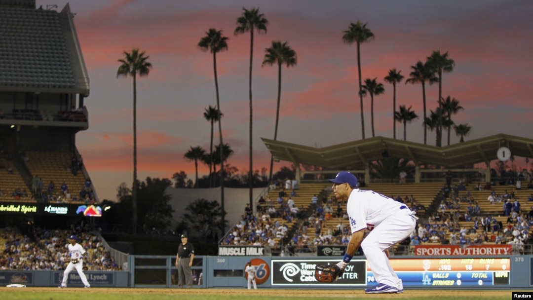 El estadio de los Dodgers de Los Angeles en esa misma ciudad. 