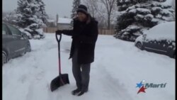 Caribeños en el invierno de EEUU: "La nieve solo es linda en las películas"