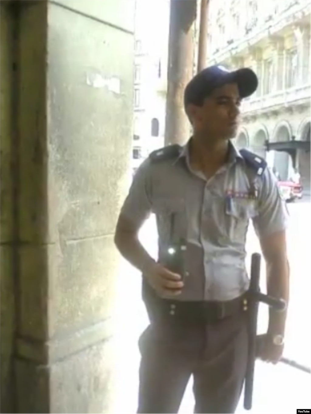 Reporta Cuba policias vigilan opositores 