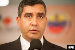 El ministro del Interior de Venezuela, Miguel Rodríguez.