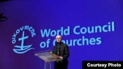 El arzobispo de Canterbury en la 10ª asamblea del Consejo Mundial de Iglesias. El evento en Busan, Corea del Sur, pidió a EEUU un diálogo con Cuba.