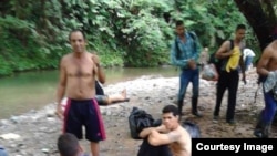La peligrosa travesía de los cubanos por la selva del Darién