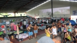 Cruz Roja chequea salud de migrantes cubanos en Panamá