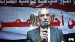 Fotografía de archivo del 20 de julio de 2010 que muestra al líder de la Hermandad Musulmana de Egipto Mohammed Badie.